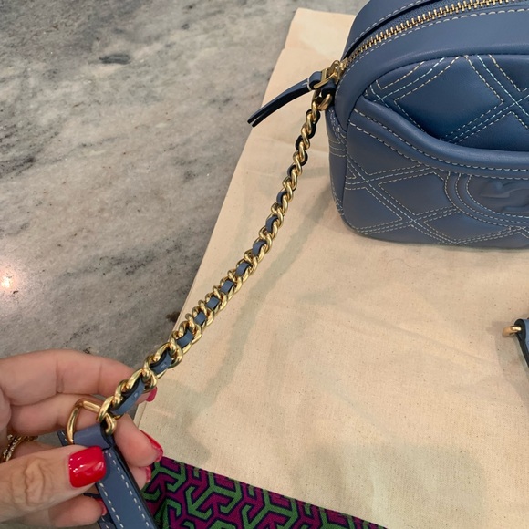 Authentic Tory Burch Shoulder bag - Picture 2 of 8